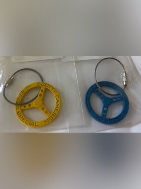 NWT Lot of 2 Scotty Cameron Gallery Key Fob Steering Wheels Yellow & Blue Golf